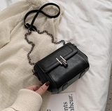 Ndyad Kong style retro versatile chain crossbody bag HZ1024
