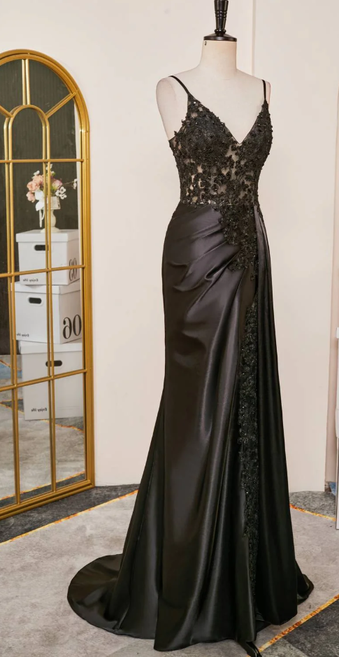 Ndyad Black Spaghetti Straps Evening Dresses Satin Sheath Long Prom Dresses with Slits HZ1024