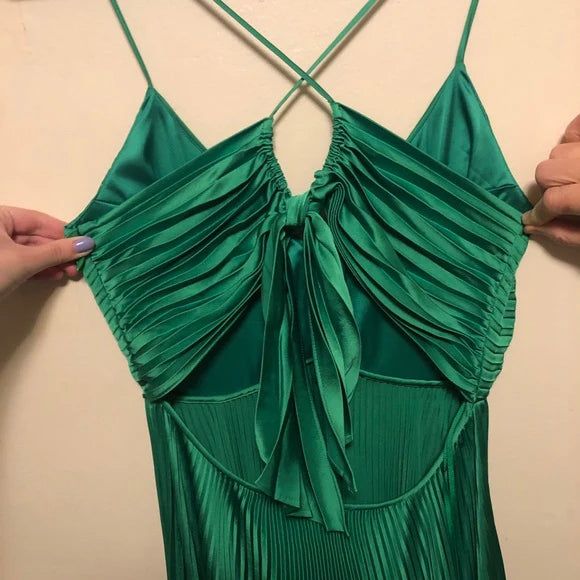 Ndyad Green Backless Prom Dress for Vegas Pool Party?? Glam Chiffon Evening Dress for Special Ocassion HZ1024