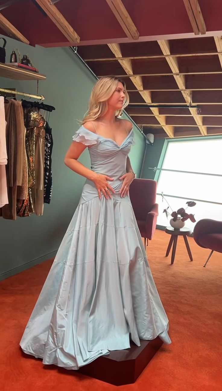 Ndyad Blue A-Line Off-shoulder Long Prom Dresses Vintage Satin Chiffon Formal Evening Dresses HZ1024