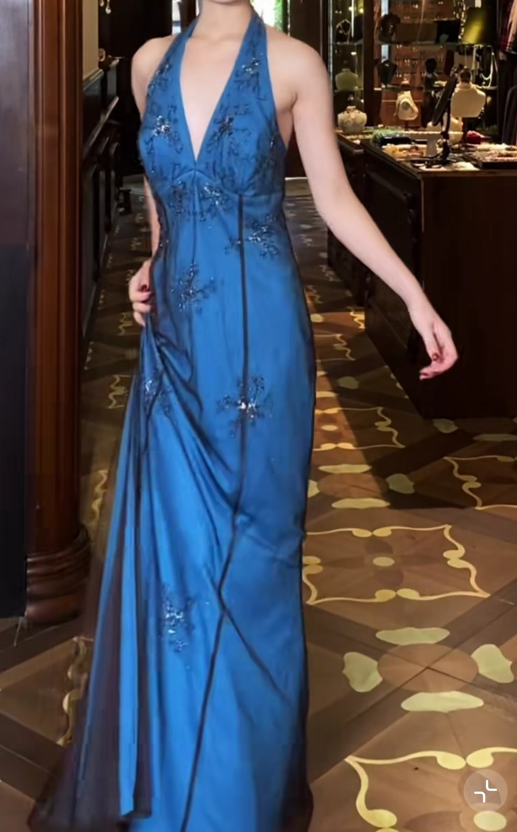 Ndyad V-neck Blue Beaded Satin Sheath Elegant Backless Chiffon Spaghetti Strap Long Evening Gown HZ1024