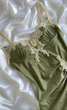 Ndyad Olive Green Spaghetti Straps Satin Party Dress Vintage Lace Applique Chiffon Mermaid Evening Dress HZ1024