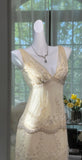 Ndyad Pearl White V-neck Chiffon Beaded Evening Dresses Simple Wedding Guest Dresses with Embroidered Appliques HZ1024