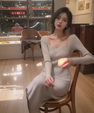 Ndyad Square Neck Long Sleeve Hip-wrapped Knitted Dress HZ1024