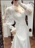 Ndyad A-Line V-neck Long Sleeve Embroidered Applique Tulle Long Sleeve Vintage Wedding Dress HZ1024