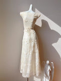 Ndyad Butterfly Embroidery Dress French Summer Vacation Waist Gentle Dress HZ1024