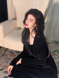 Ndyad Hepburn style retro velvet square collar black long skirt HZ1024