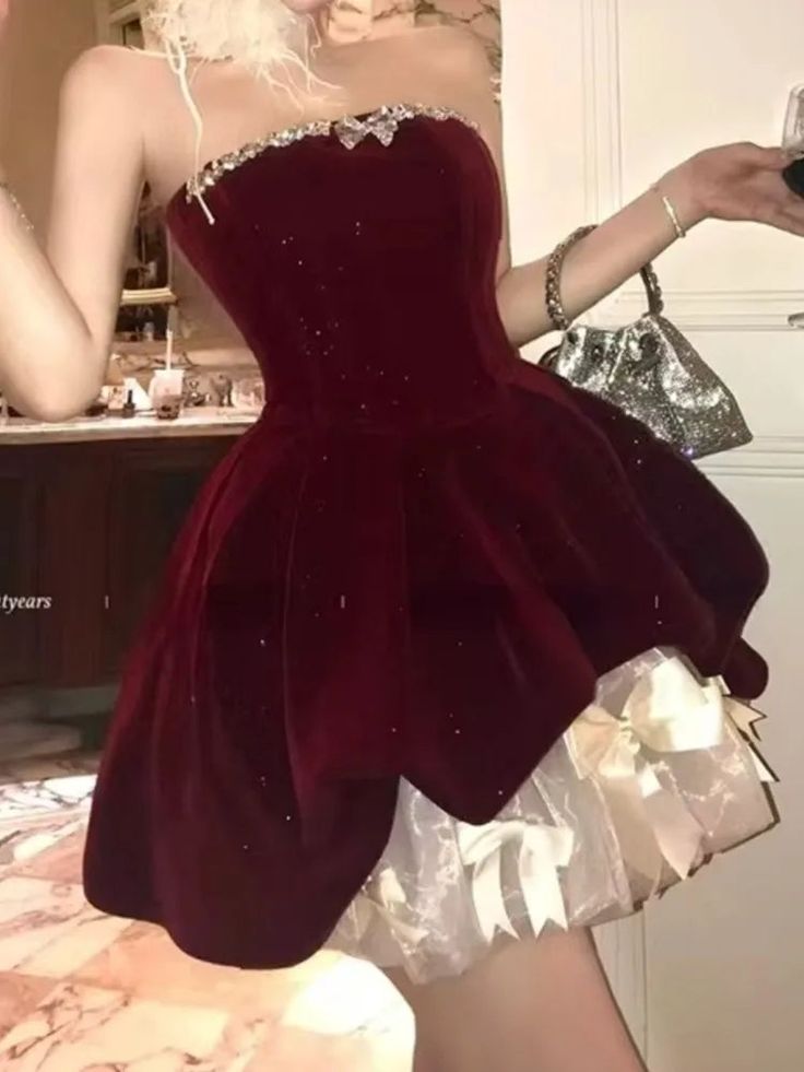 Ndyad Red Velvet A-Line Strapless Homecoming Dress Tulle Two-Piece Short Prom Dresses with Bow HZ1024