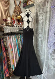 Ndyad Black V-neck Mermaid Evening Gowns Beaded Chiffon Open Back Long Prom Dresses HZ1024