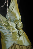 Ndyad Green V-neck A-Line Tulle Satin Long Prom Dresses Retro Evening Gowns HZ1024