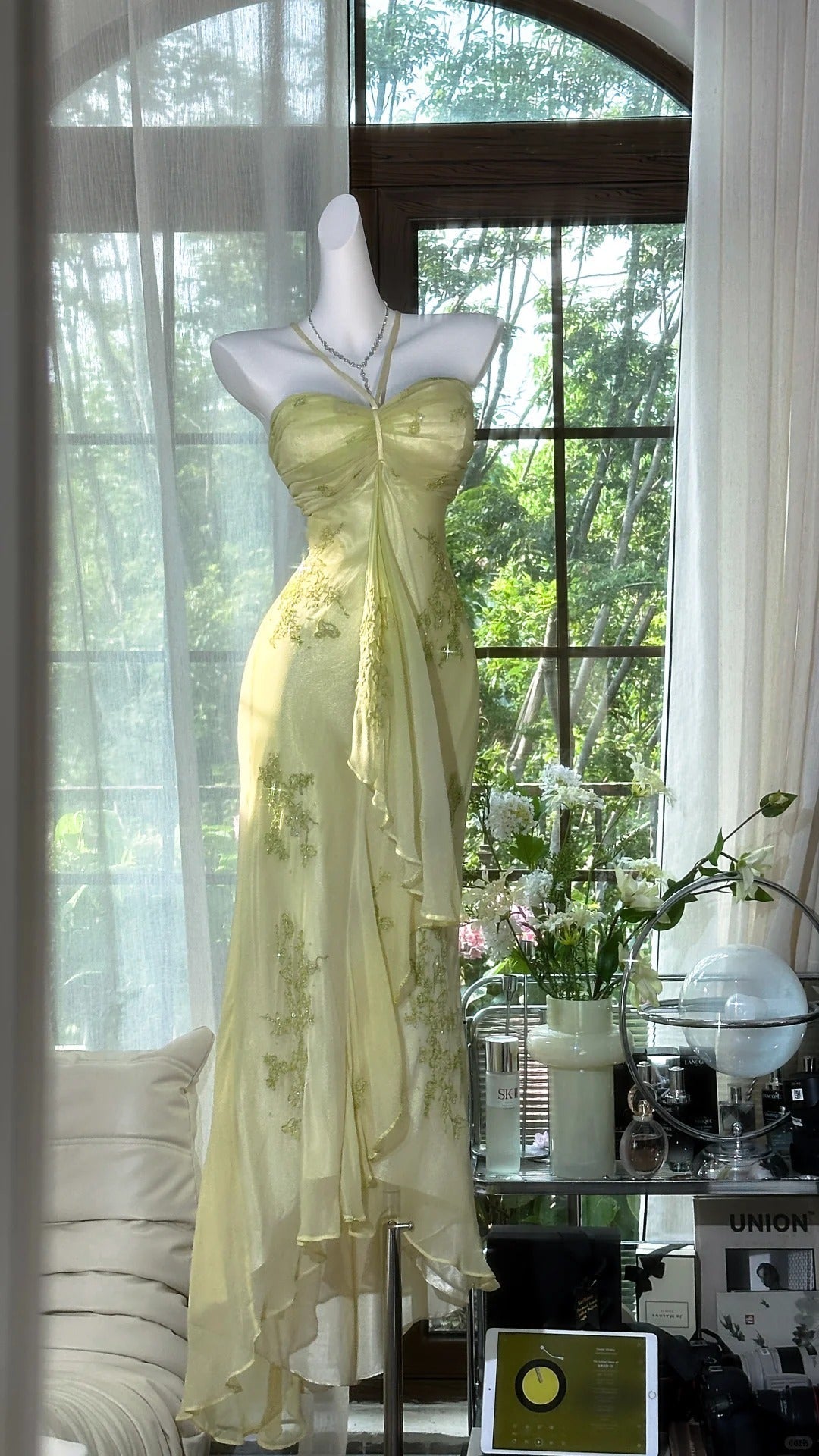 Ndyad Halter Sheath Chiffon Beaded Formal Dresses, Light Green Long Prom Dresses HZ1024