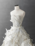 Ndyad White A-Line Bridal Gown Strapless Beaded Sequin Wedding Dress Modest 3D Butterfly Bridal Dress HZ1024
