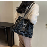 Ndyad large-capacity commuter tote bag HZ1024
