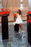 Evafashion A-Line Off-the-shoulder Formal Dress White Short Prom Dress Homecoming Dress HZ1024