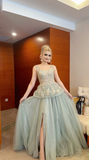 Ndyad V-neck A-Line Wedding Guest Dresses with Appliques Tulle Green Evening Dresses HZ1024
