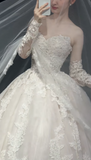 Ndyad Sweetheart Neck Ball Gown Lace Wedding Dresses Applique White Bridal Gowns Sleeveless Bridal Dresses HZ1024