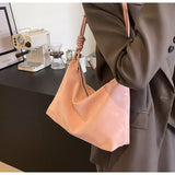 Ndyad versatile large-capacity commuter shoulder bag HZ1024