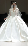 Ndyad V-neck Ball Gown Long Wedding Dresses Satin White Bridal Gowns Long Sleeve Bridal Dresses HZ1024