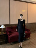 Ndyad Flower V-Neck Long Sleeve Knitted Dress HZ1024