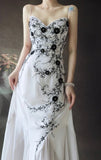 Ndyad Spaghetti Strap A-Line Long Prom Dresses Chiffon Applique White Open Back Evening Dresses HZ1024