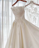 Ndyad Strapless Ball Gown Satin Wedding Dresses Applique Bridal Gowns Ivory Sleeveless Bridal Dresses HZ1024